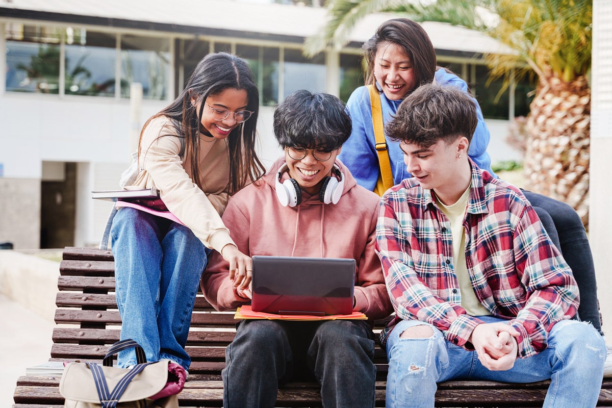 Vivre Ensemble Mixiter Scolaire Etudiants